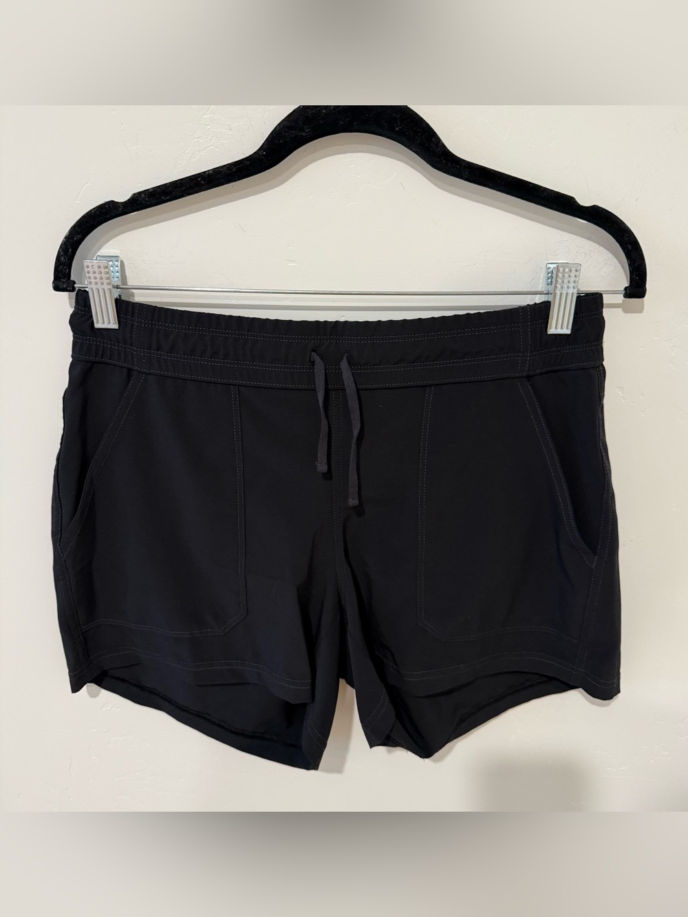 Kuhl Women’s Black Drawstring Active Shorts Small Sporty Workout Outdoor Hiking
